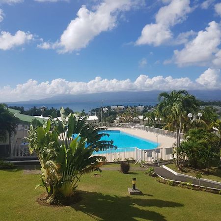 Apartamento Superbe Studio En Duplex, Vue Sur Mer Et Piscine Le Gosier  Exterior foto